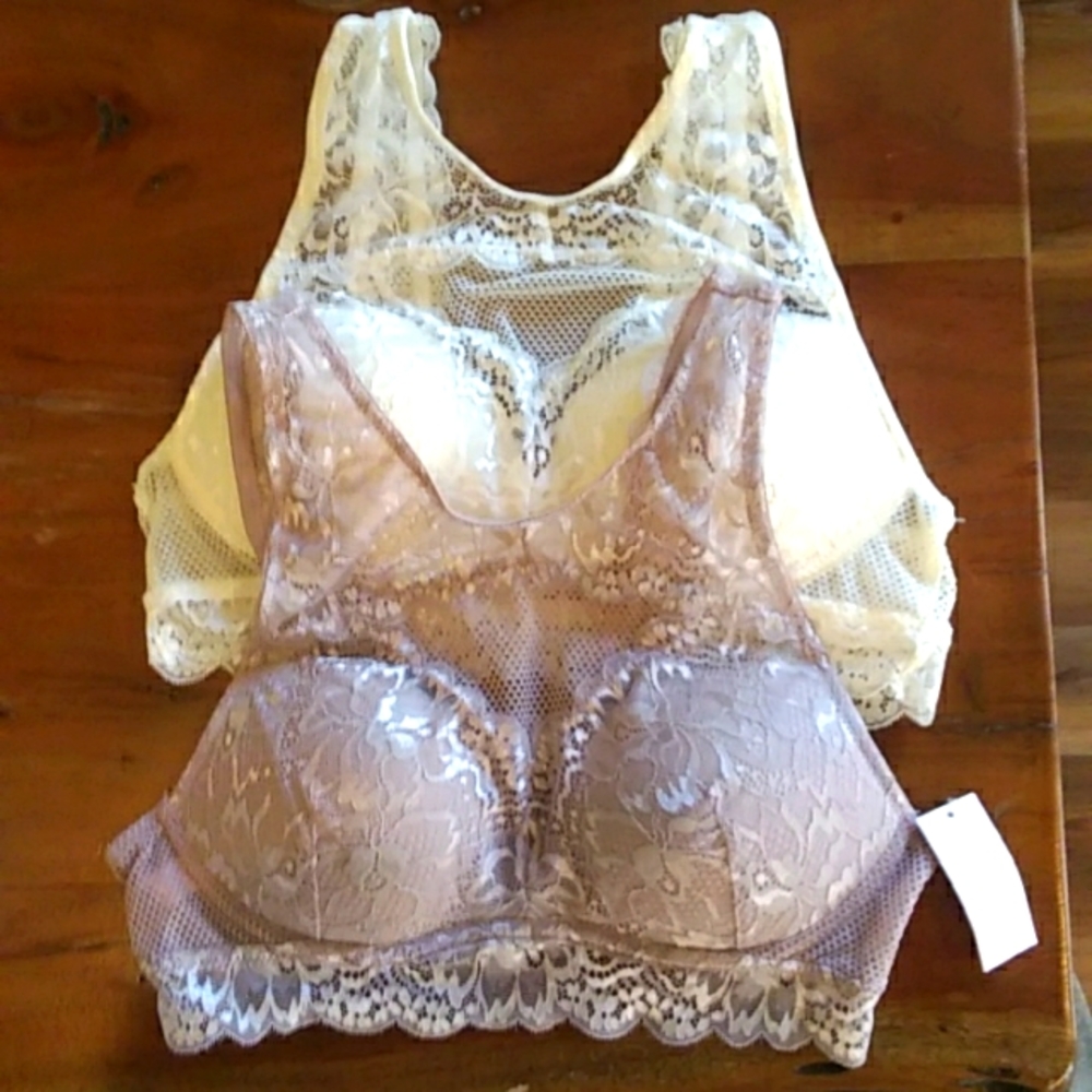 NWT 2 LOT CANDIE'S CUPPED LACE BRALETTES. SZ M 1- IVORY, 1- TAUPE